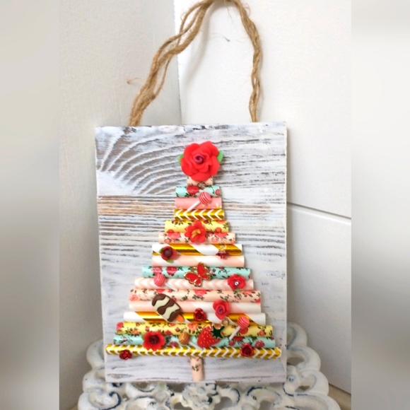 Shabby Chic Christmas Tree Keepsake - Picture 2 of 2